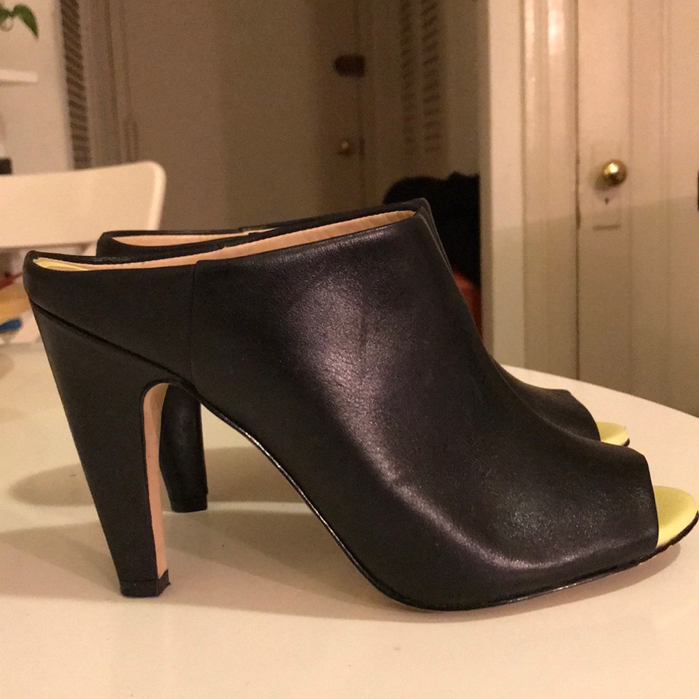 French connection FC - Randy - Picture 3 of 3